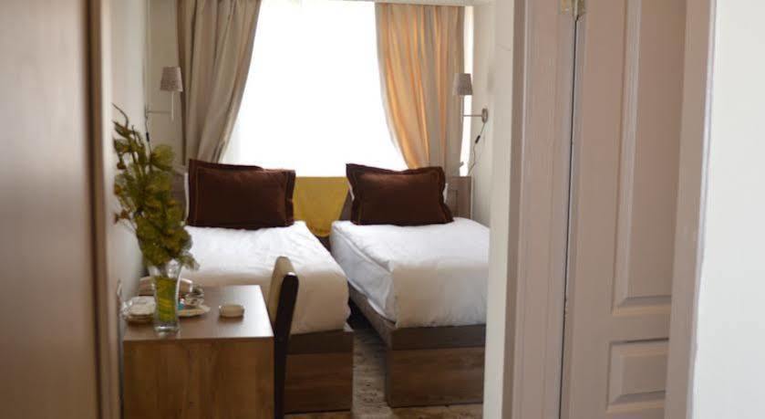 Nobel Hotel Ankara Esterno foto